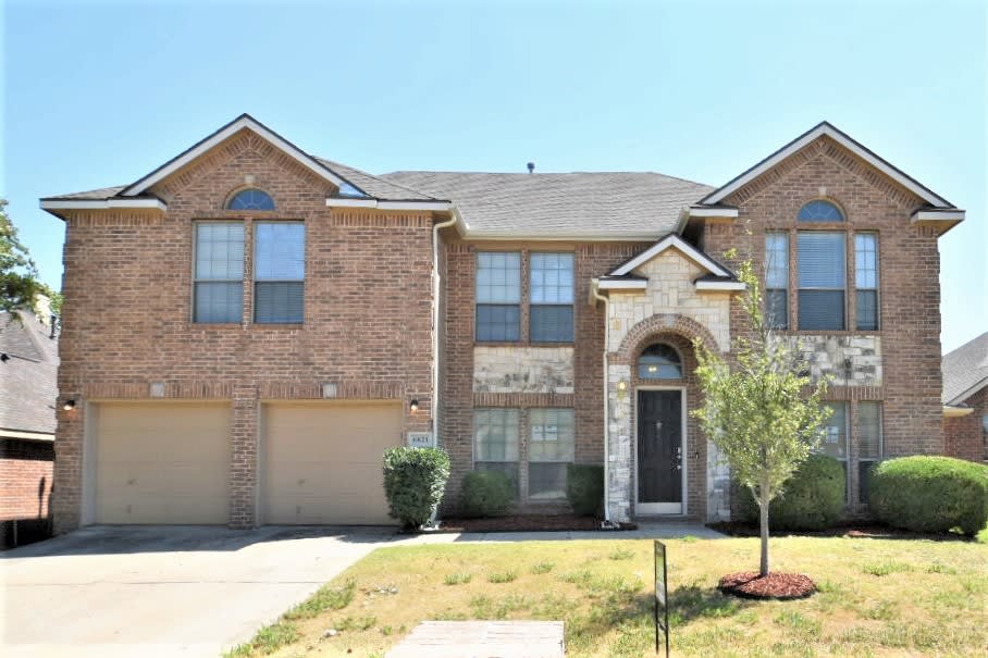 5-Bed House for Rent - 6821 Muleshoe Ln, Fort Worth, TX