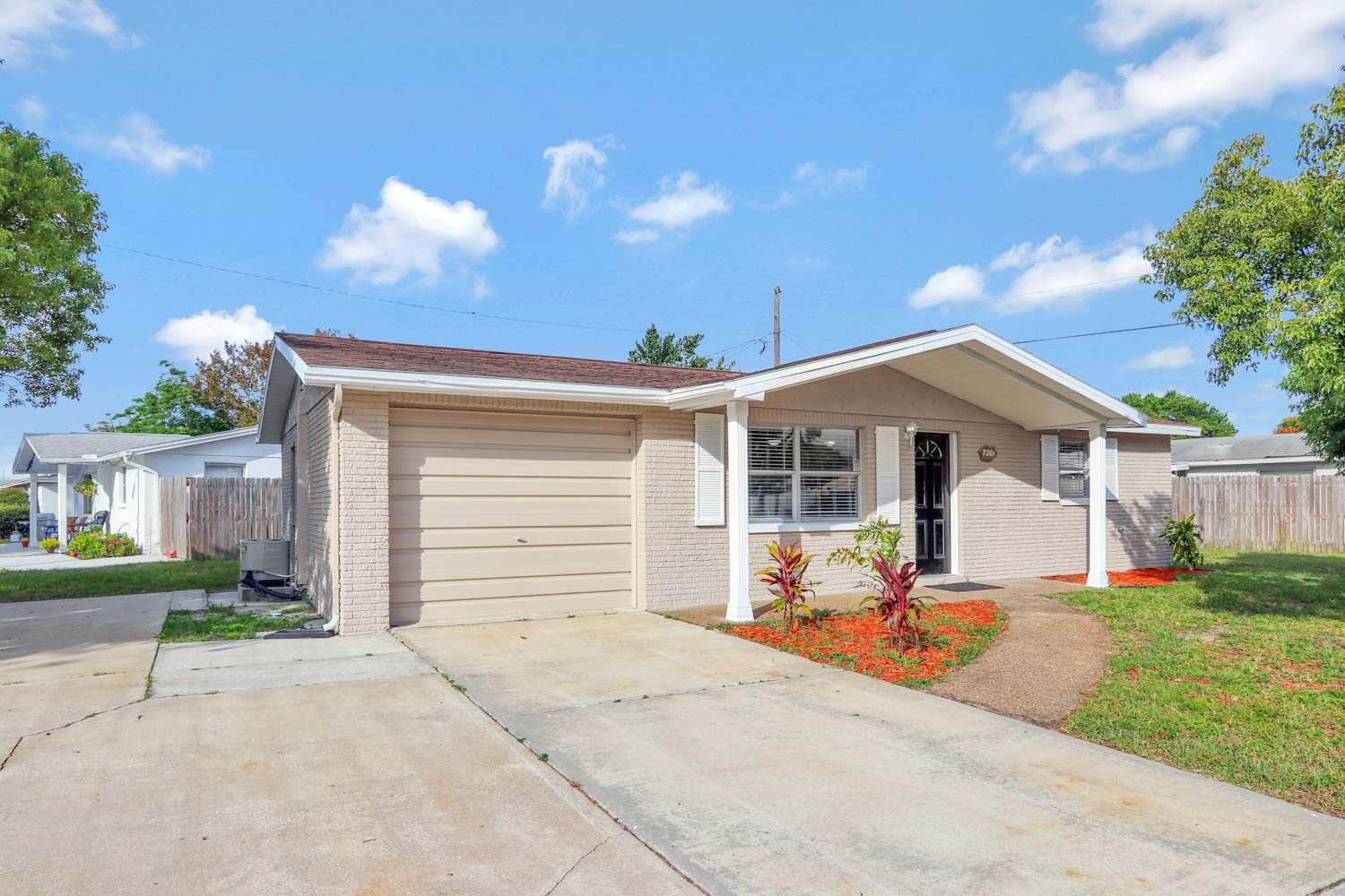 3-Bed Home at 7203 Palisade Dr, Port Richey