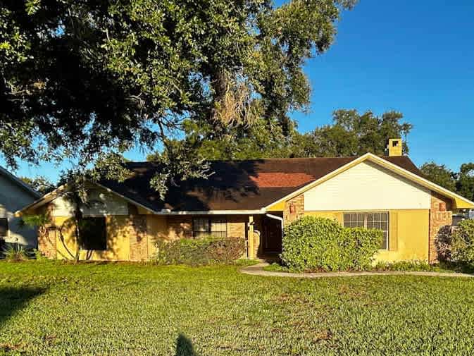 4-Bed House for Rent - 7202 Hileman Dr E, Lakeland, FL