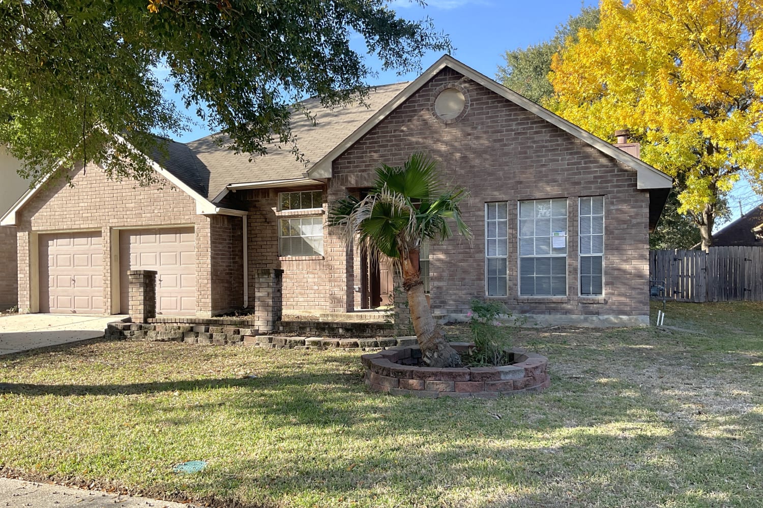 3 Bedroom House – 7327 Maple Walk Dr, Humble, TX 77346