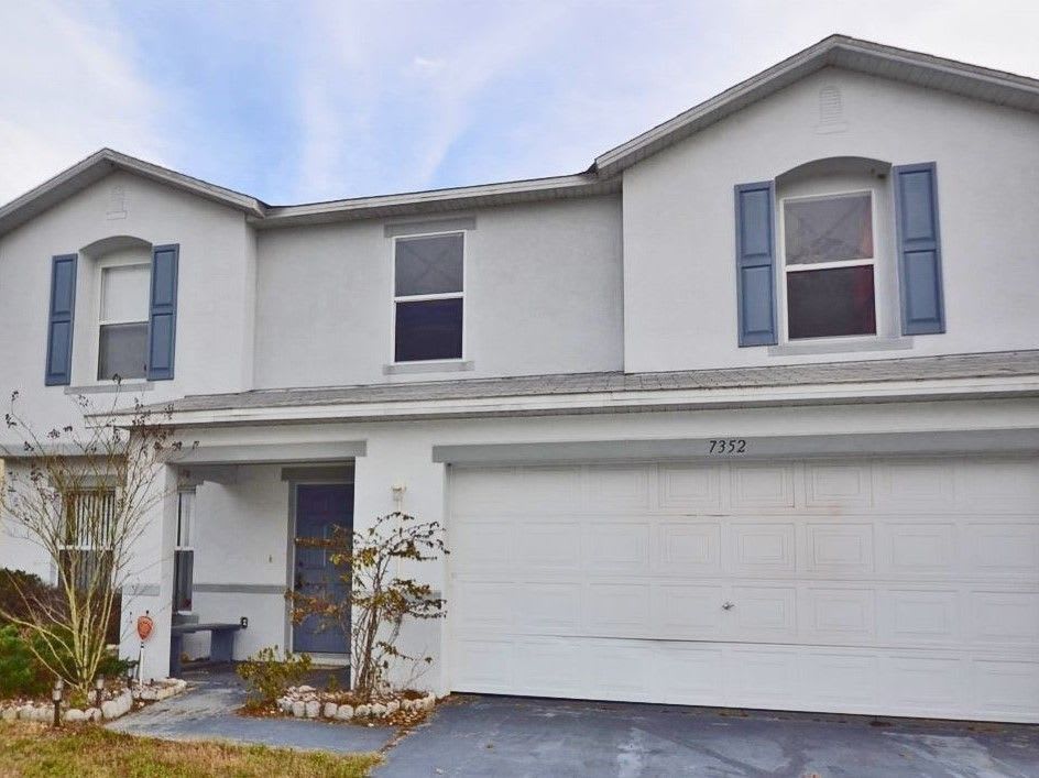 4-Bed House for Rent - 7352 Hunters Greene Cir, Lakeland, FL