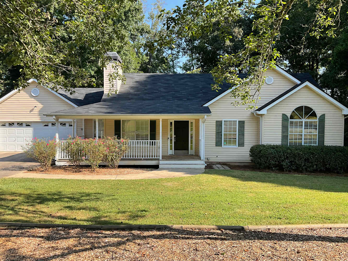3 Bedroom House – 7410 Morning Dew Dr, Cumming, GA 30040