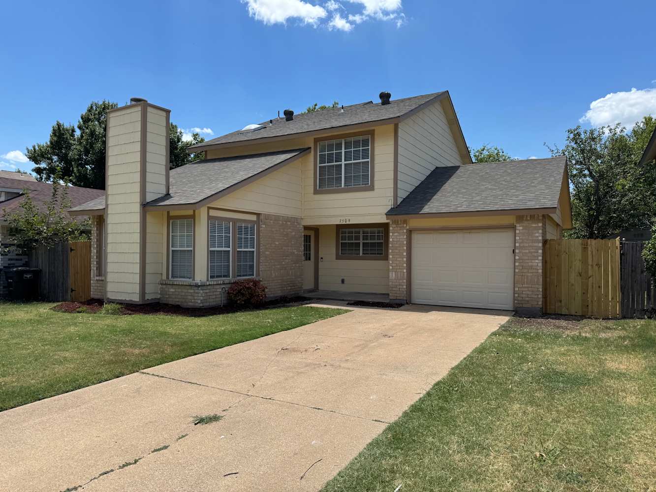 3-Bed House for Rent - 7509 Creekfall Dr, Fort Worth, TX