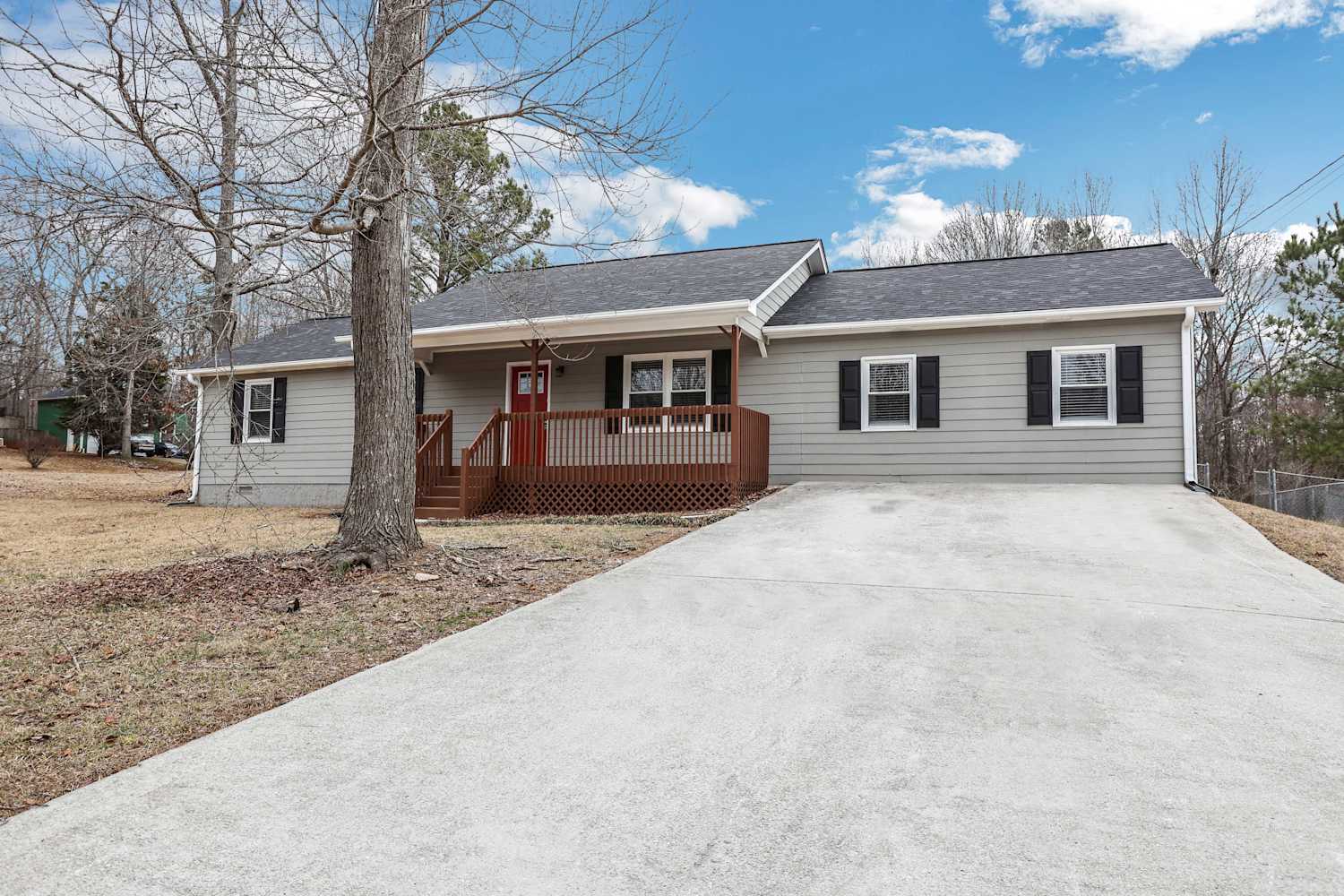 3-Bed Home in null, Powder Springs