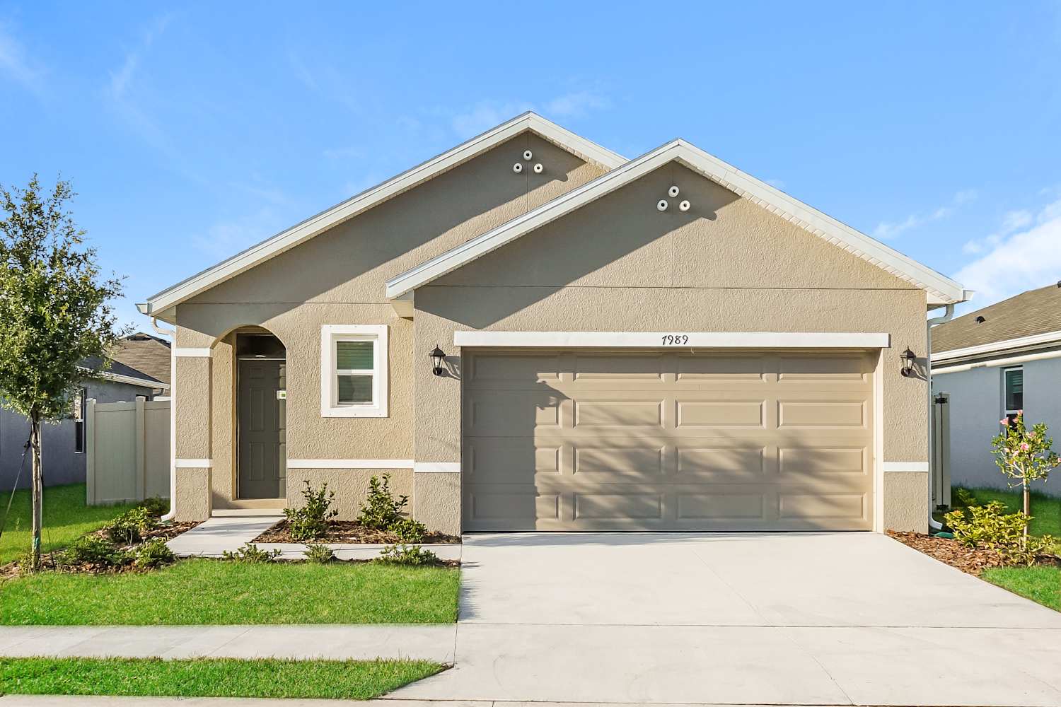 3-Bed Apartment in Hidden Palms, Venice