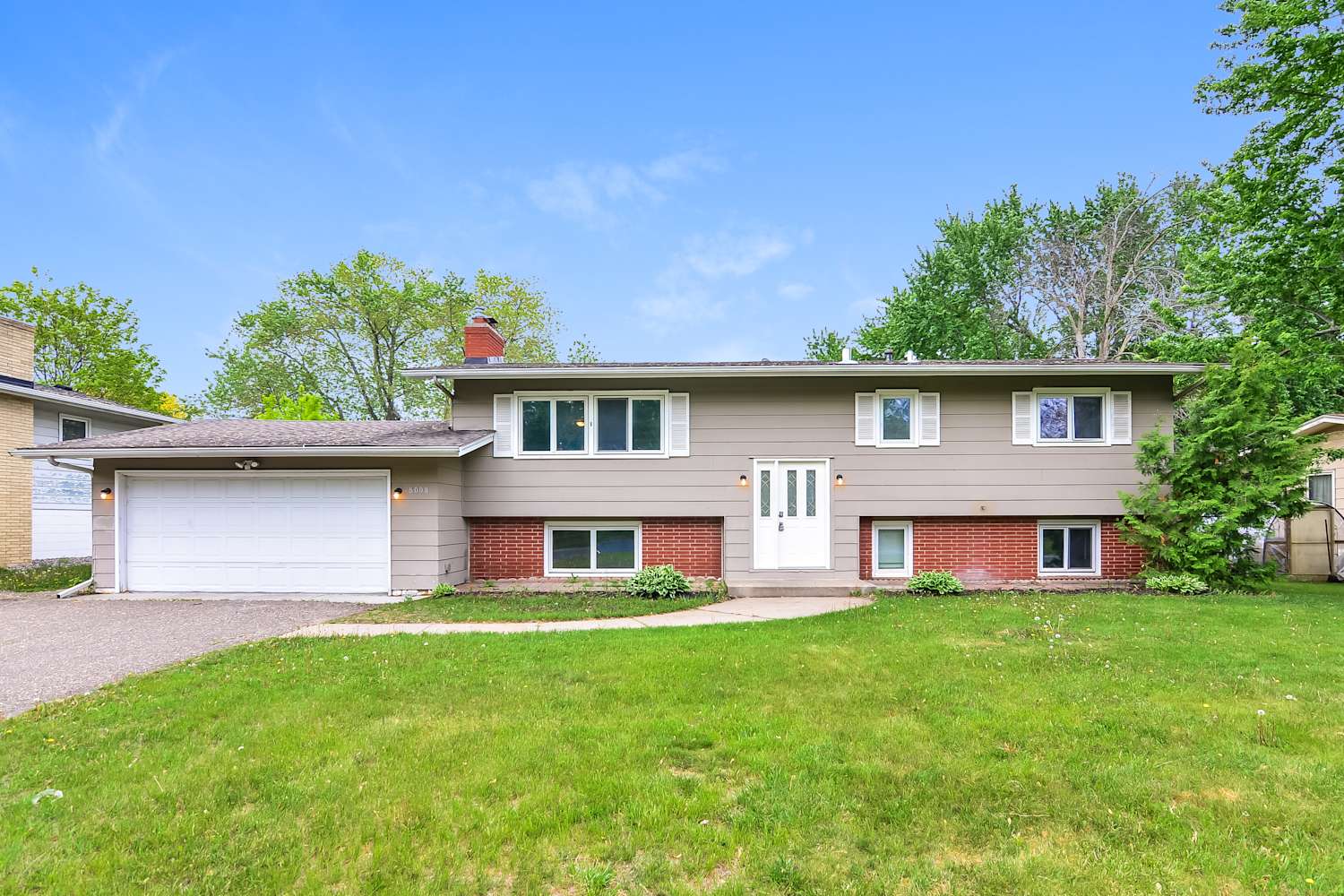 4-Bed House for Rent - 8008 Colorado Ave N, Brooklyn Park, MN