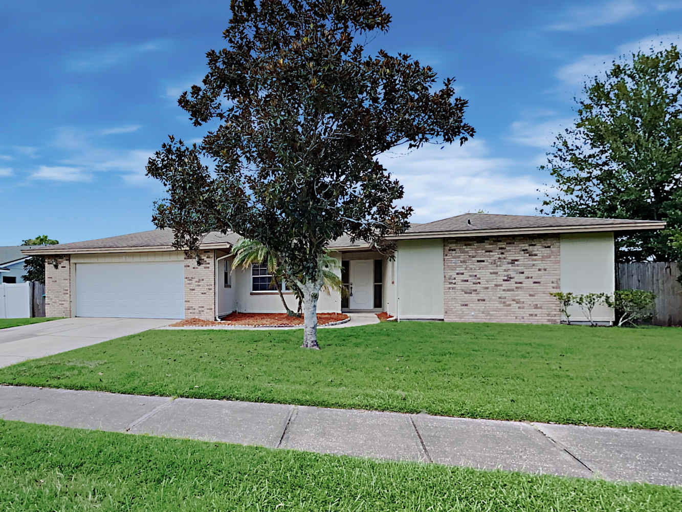 4-Bed Home at 816 Big Buck Cir, Winter Springs
