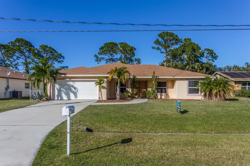 3-Bed Home in null, Port Saint Lucie