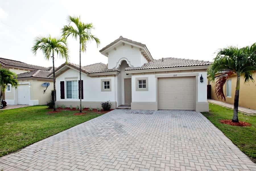 3-Bed Home in null, Miami