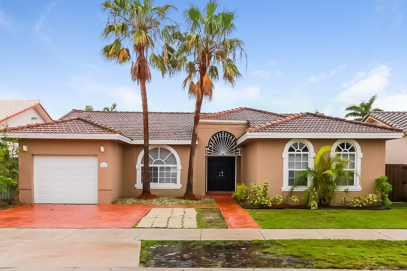 3-Bed House for Rent - 8723 NW 142nd Ln, Miami Lakes, FL