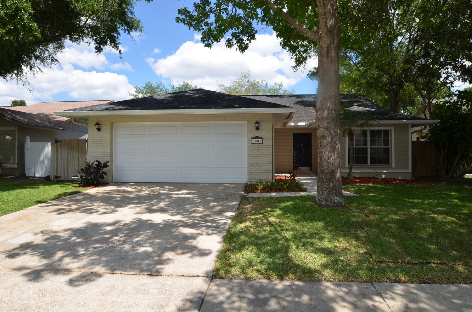 3-Bed House for Rent - 8803 Hampden Dr, Tampa, FL