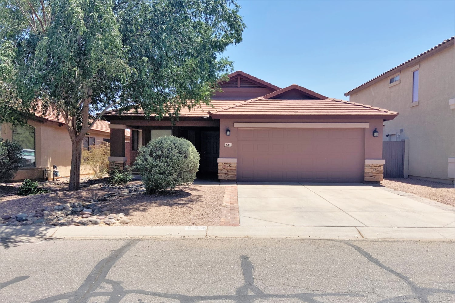 3-Bed House for Rent - 883 E Lovegrass Dr, San Tan Valley, AZ
