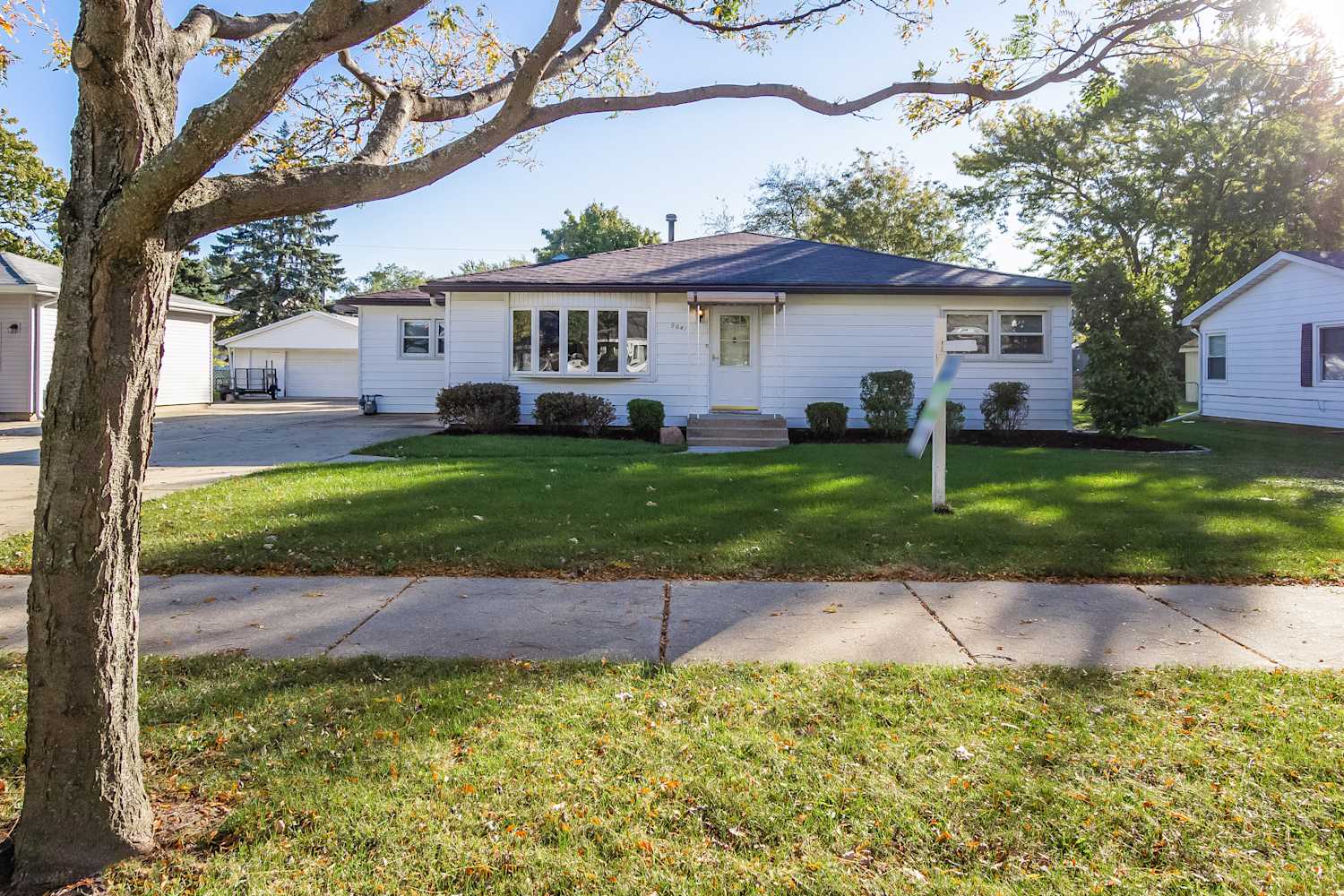 4-Bed Home in null, Oak Lawn