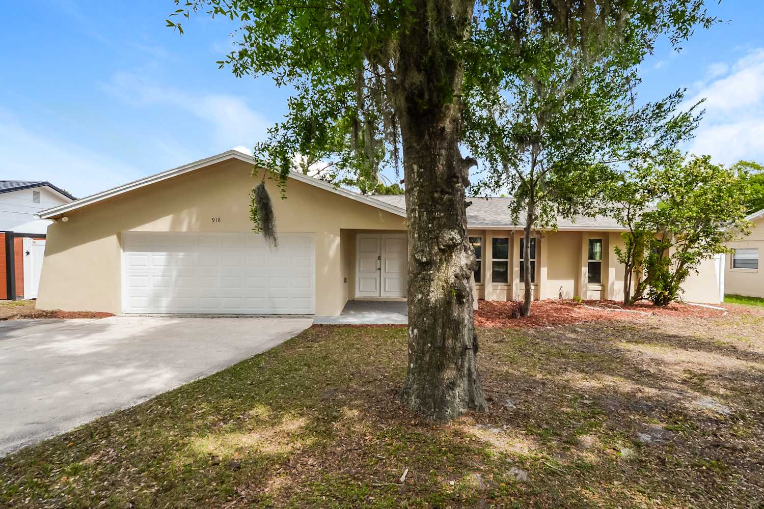 3-Bed Home at 920 Rangeline Rd, Longwood