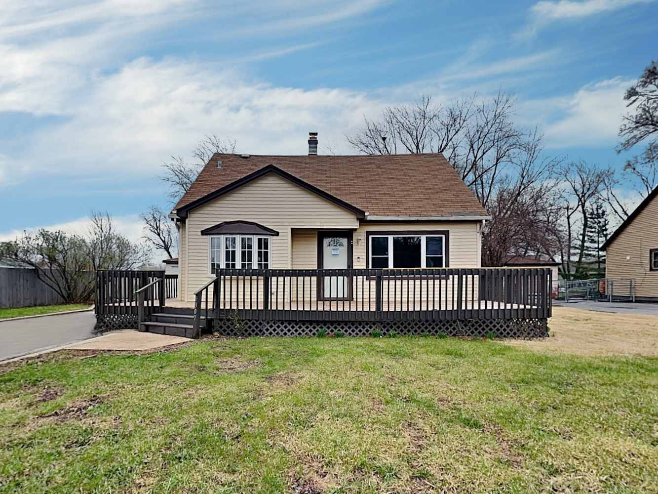 3-Bed House for Rent - 9307 Nordica Ave, Oak Lawn, IL