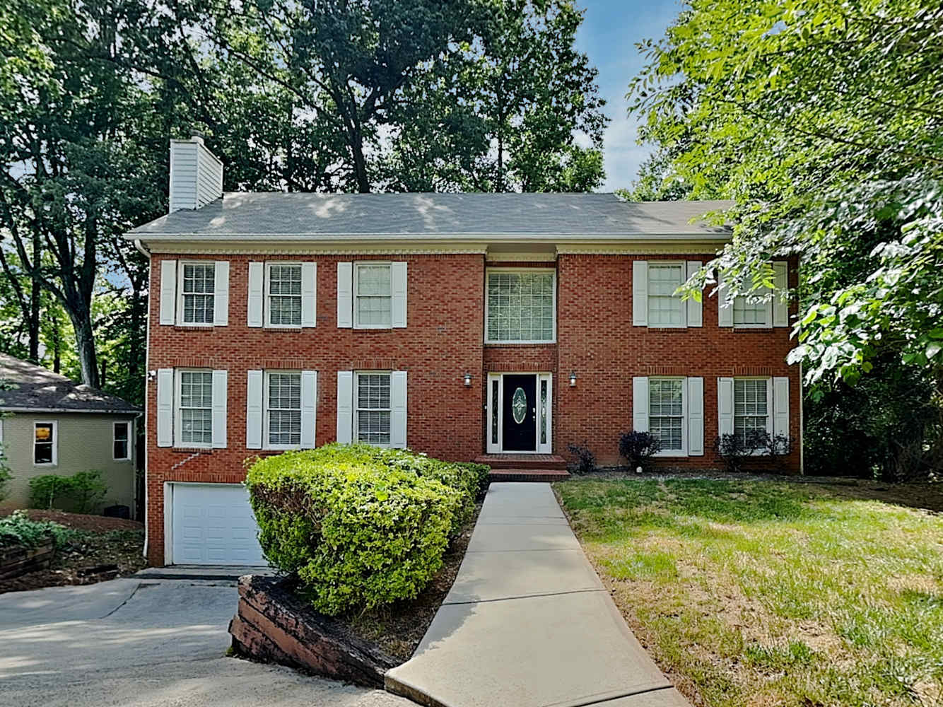 3-Bed House for Rent - 9320 N Lake Dr, Roswell, GA