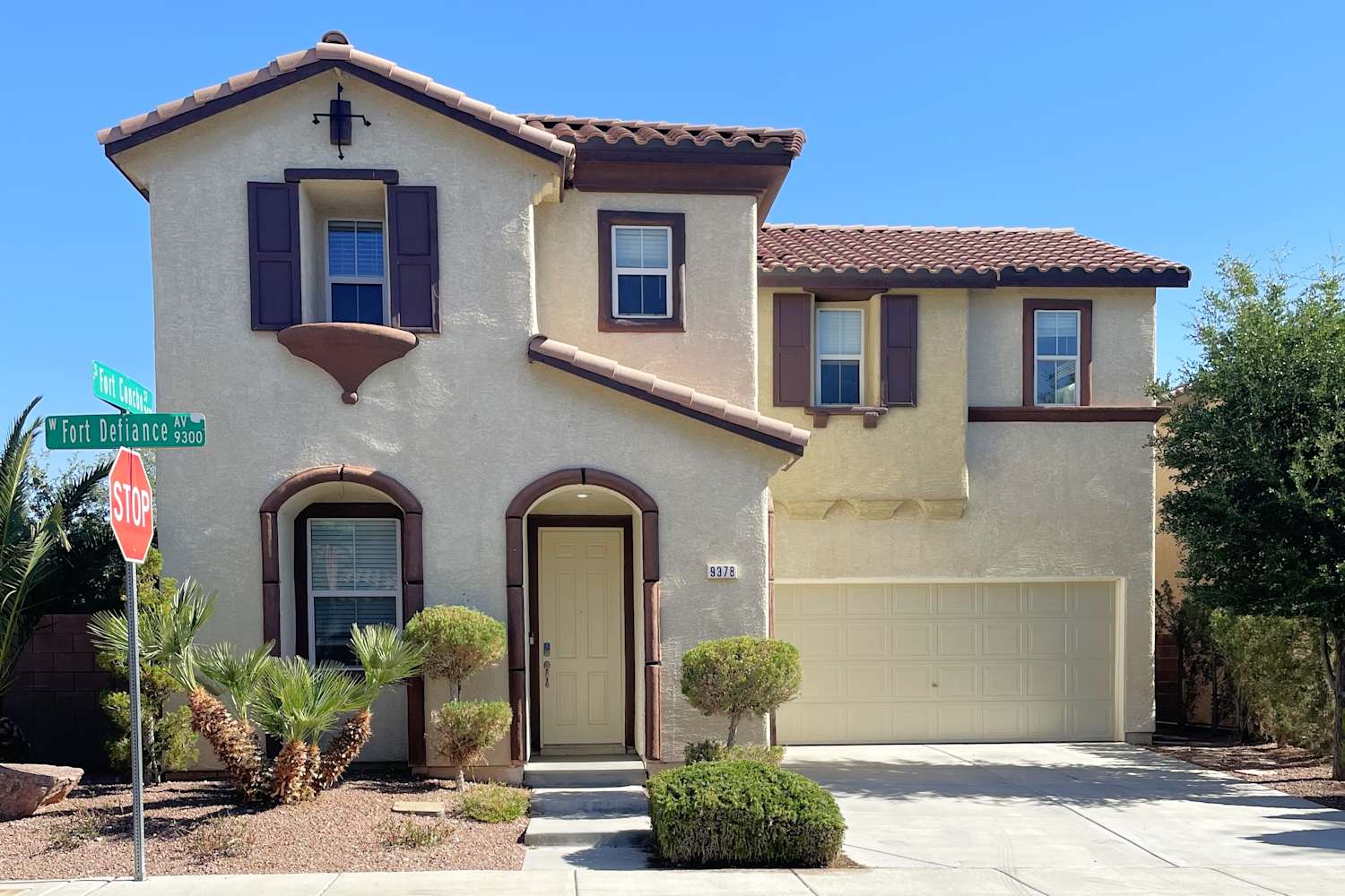 3-Bed House for Rent - 9378 Fort Defiance Ave, Las Vegas, NV