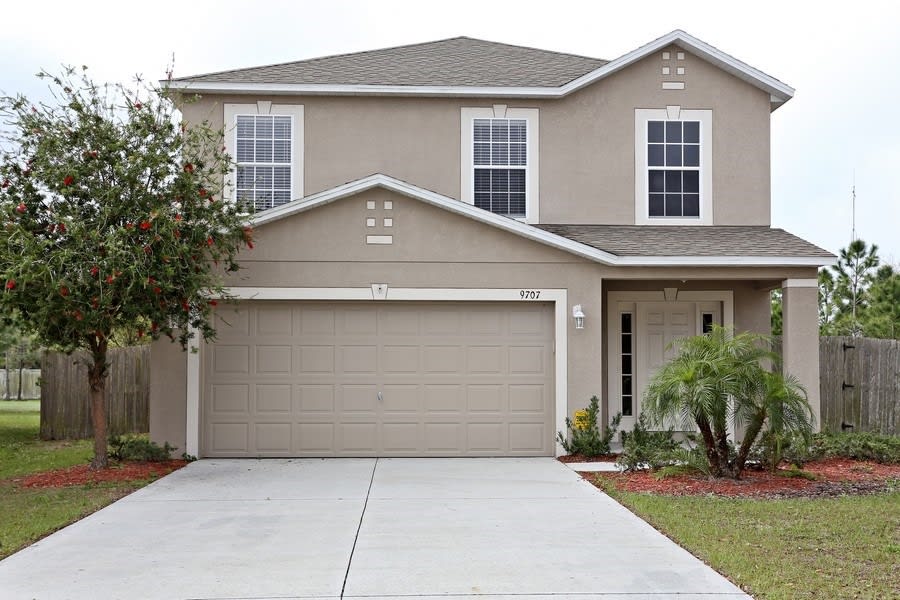 3-Bed House for Rent - 9707 33rd Ave E, Palmetto, FL